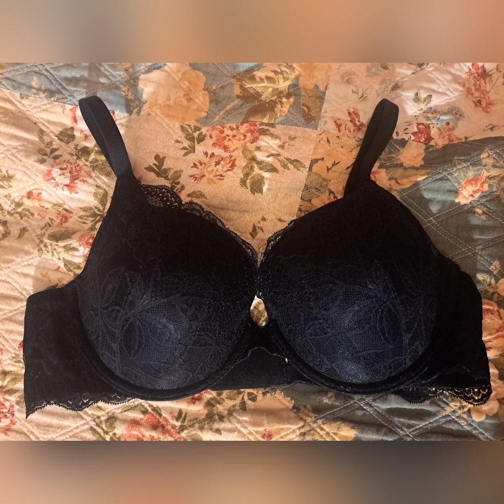 Target Black Lace Bra. Size 38C.